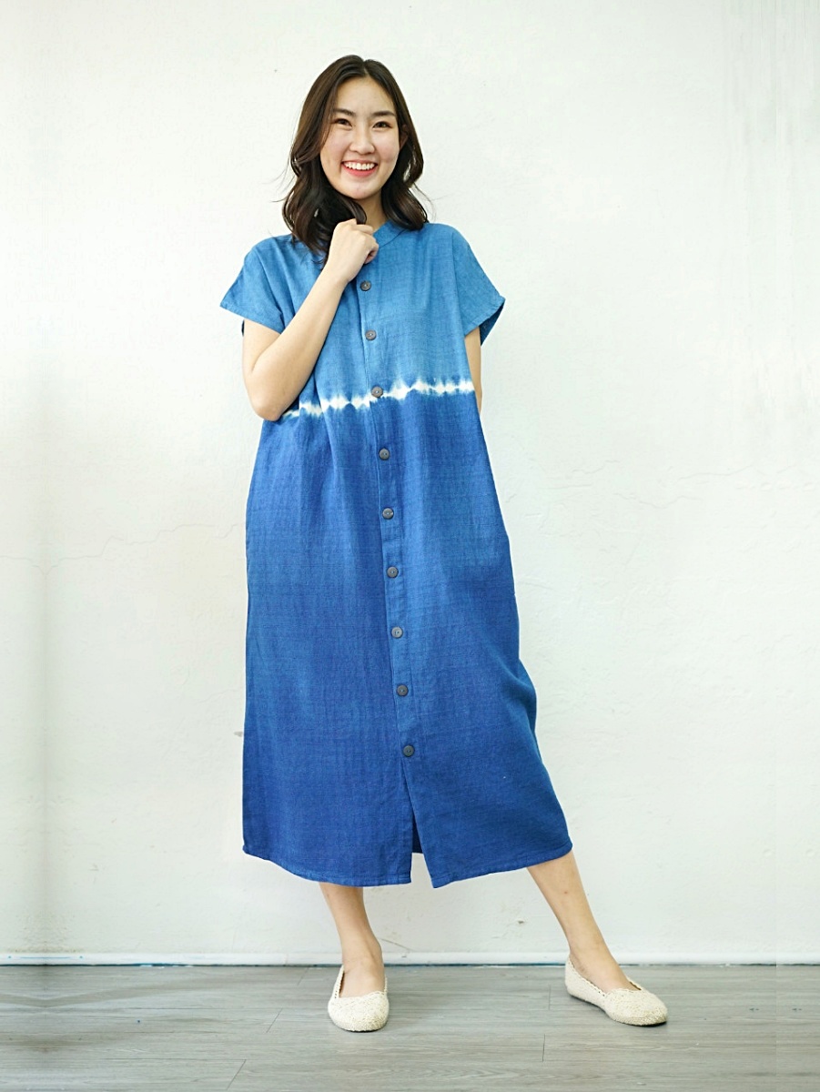 Hug Fai Hug D｜White Line Indigo Dress