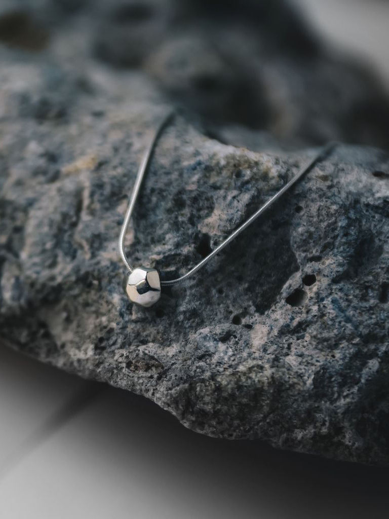 Meteor｜ Lost Stars Silver Dainty Necklace－18K White Gold 