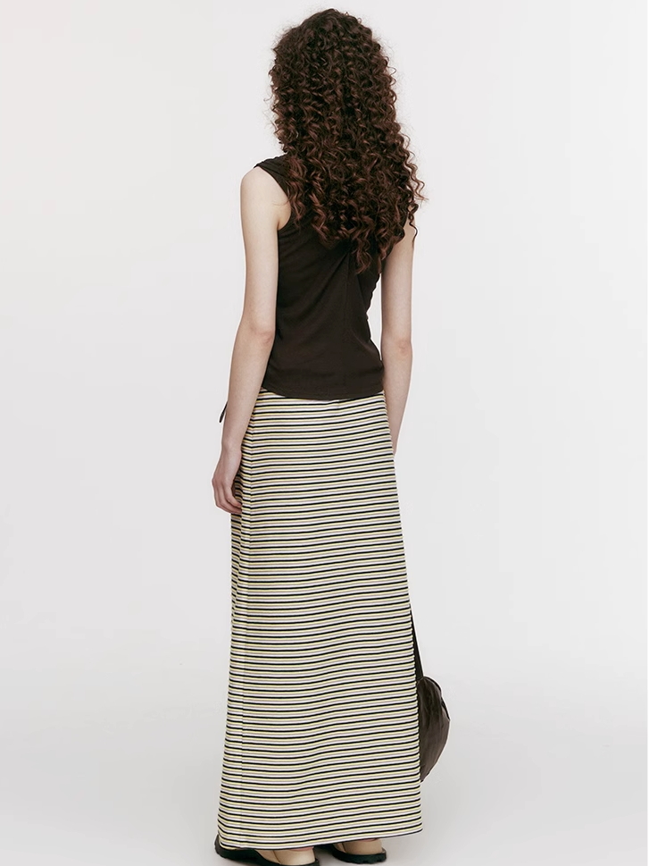 Demode｜Knot Ruffle Drawstring Knit Top