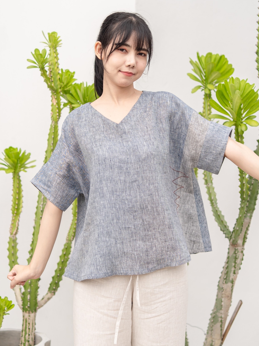 Candith｜ Greyish Blue Zigzag Hand-Stitching Linen Top