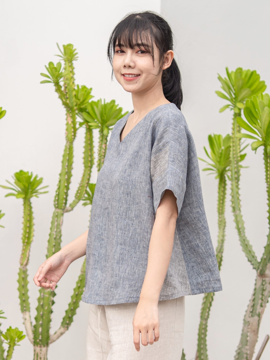 Candith｜ Greyish Blue Zigzag Hand-Stitching Linen Top