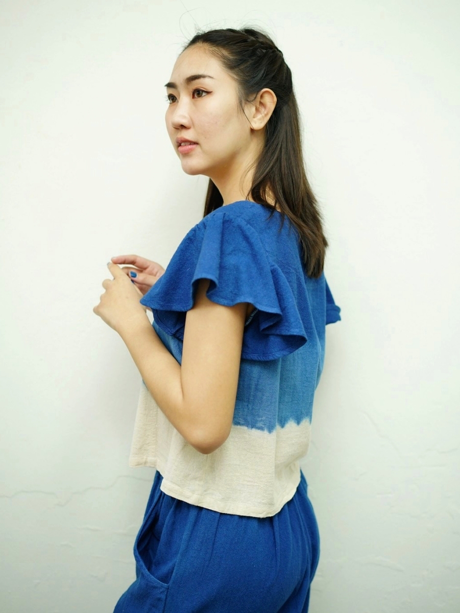 Hug Fai Hug D｜Square Neck Ruffle Sleeves 3 Tones Indigo Dyed Blouse