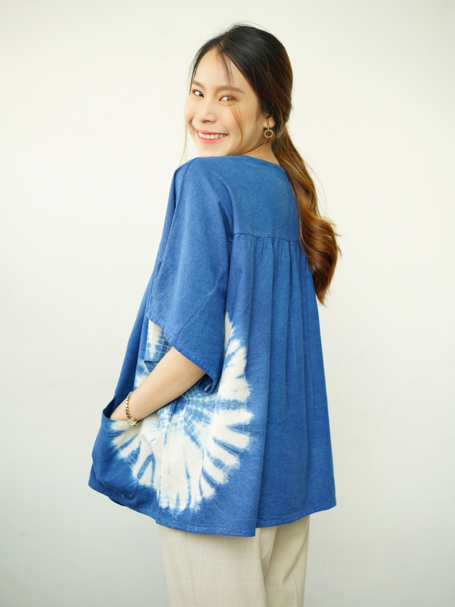 Hug Fai Hug D｜Indigo Tie Dyed Big Web Oversize Blouse