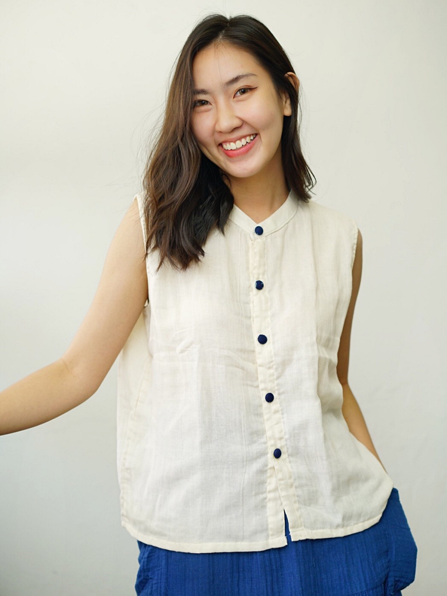 Hug Fai Hug D｜Grace White Top Indigo Button