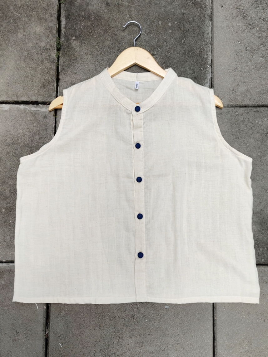 Hug Fai Hug D｜Grace White Top Indigo Button