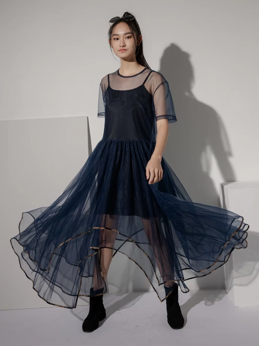 LOOM｜Air Collection Asymmetric Hem Mesh Dress