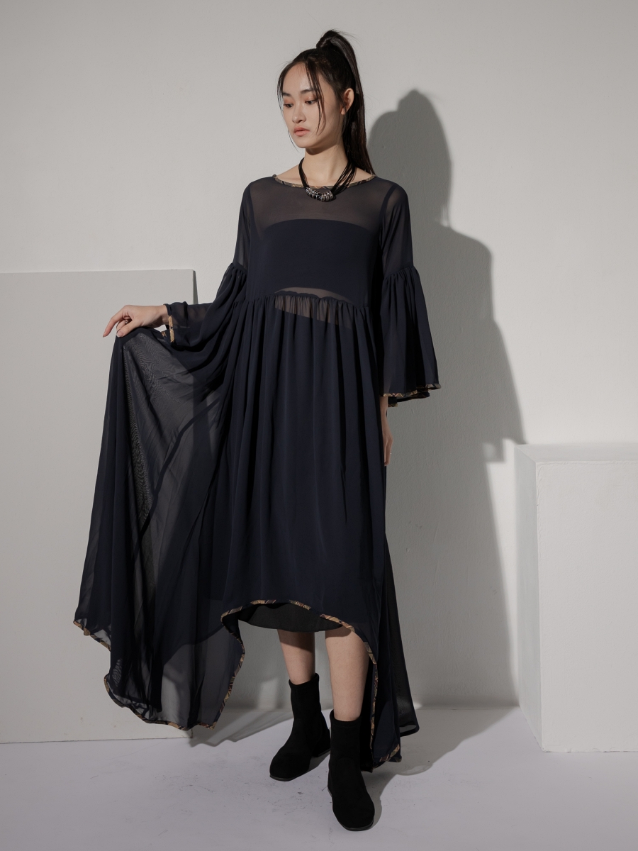 LOOM｜Air Collection Asymmetric Flowery Sleeve Chiffon Dress