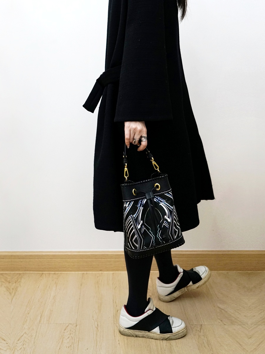 THE SILK LEATHER BUCKET BAG MADE IN HK (LIMITED EDITION)｜NEONED 1881