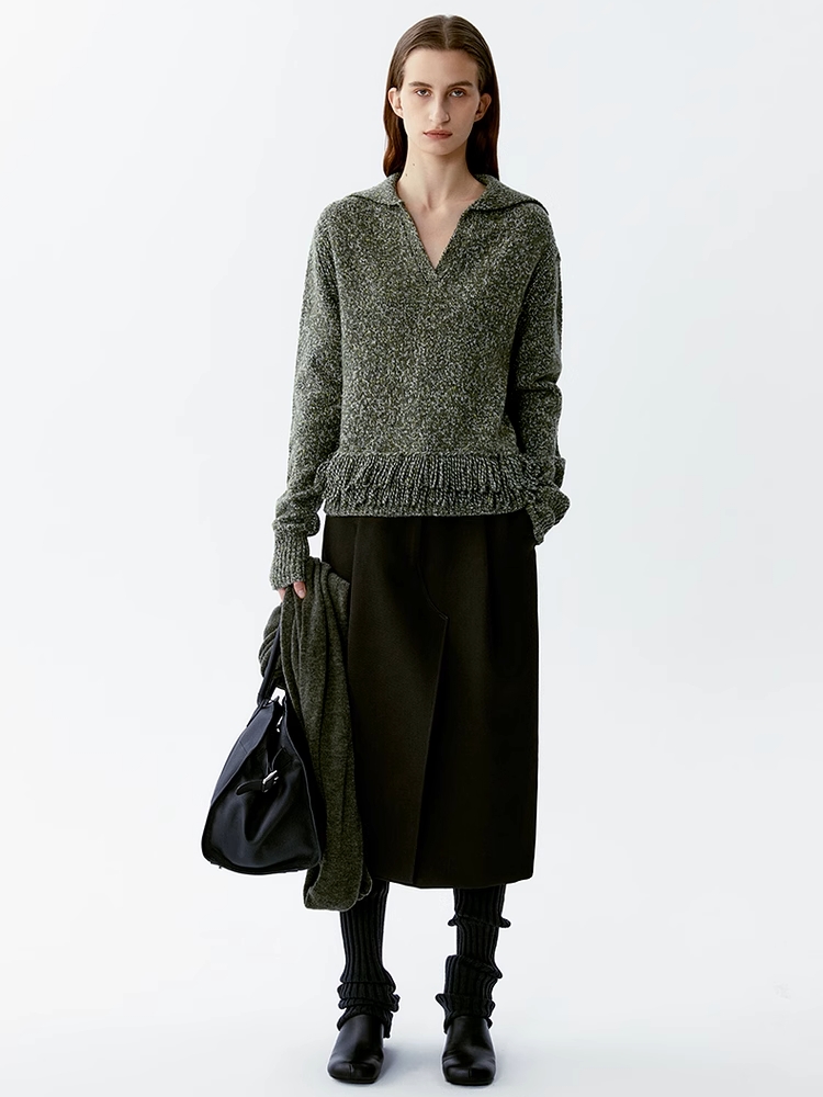 INSIS｜Luxury Style Wool Dotted Yarn V-Neck Fringed Knitted Top
