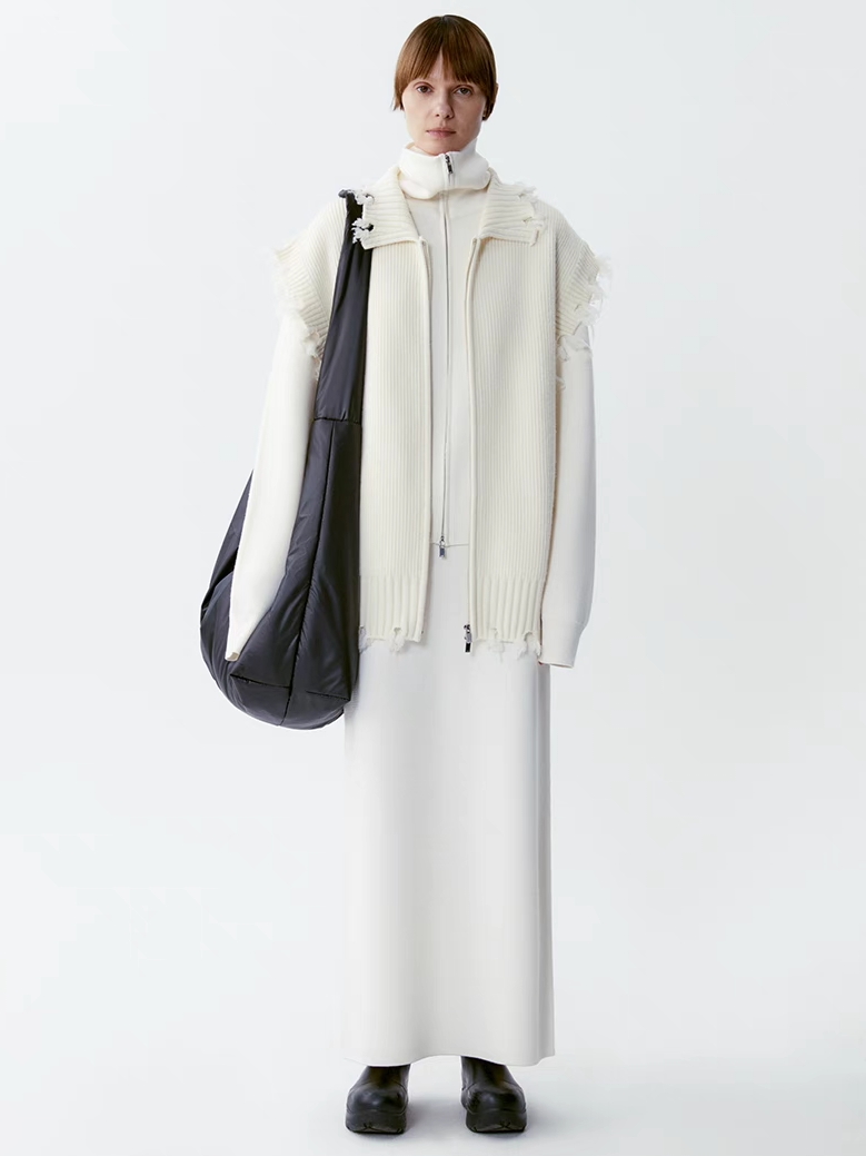 INSIS｜ Merino Wool Casual Knitted Vest With Irregular Edges