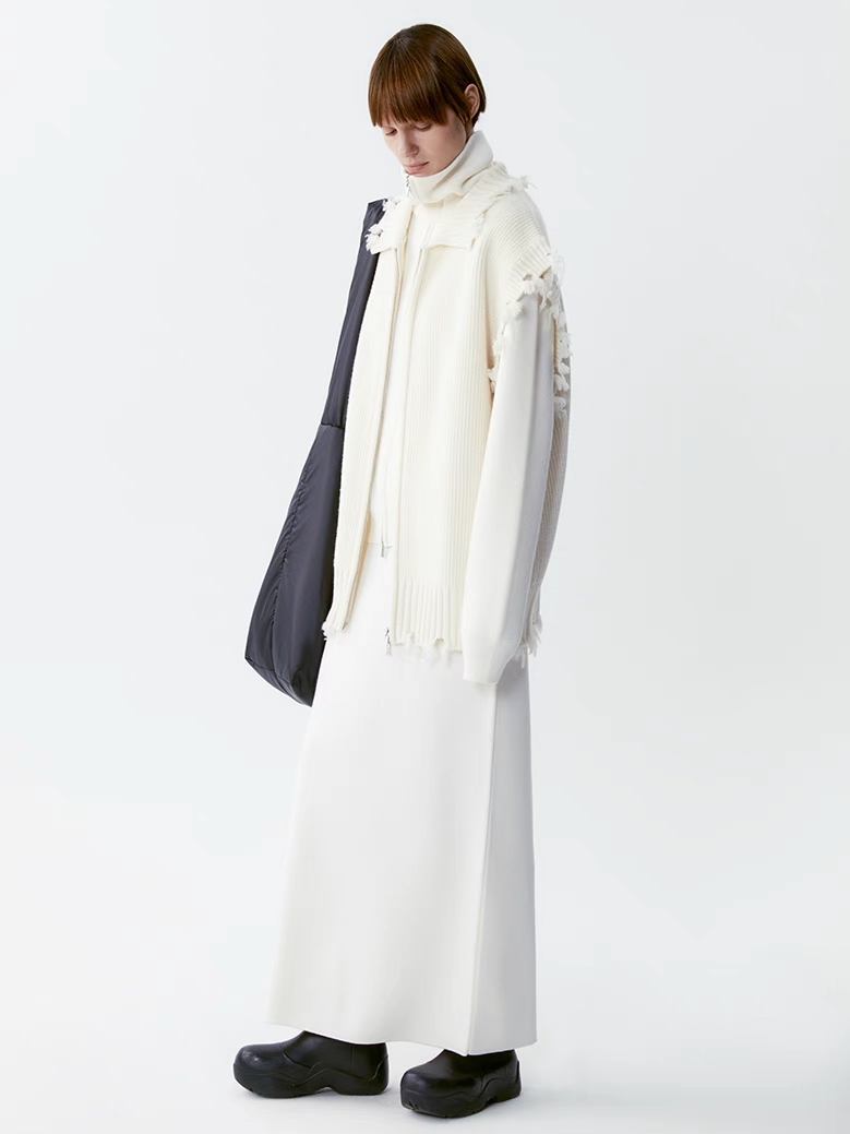 INSIS｜ Merino Wool Casual Knitted Vest With Irregular Edges