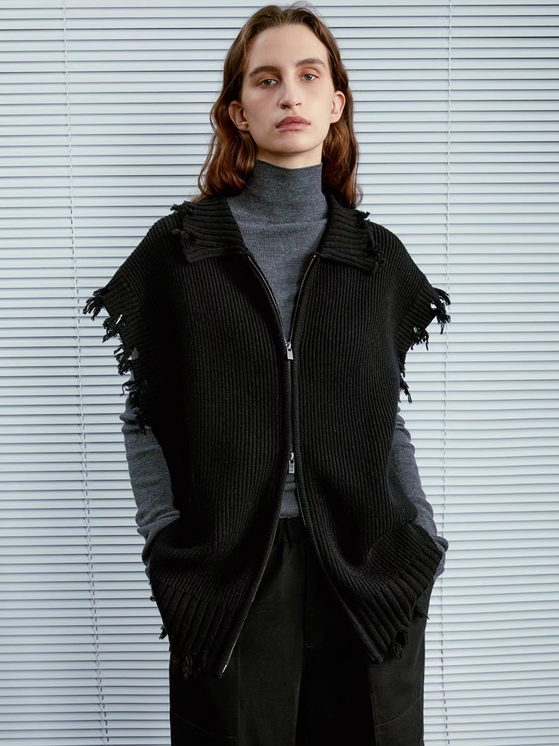 INSIS｜ Merino Wool Casual Knitted Vest With Irregular Edges