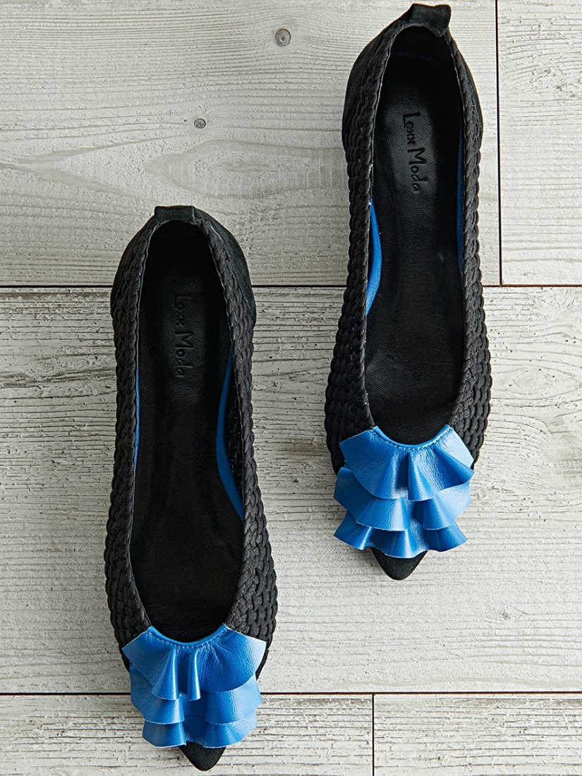 Lexx Moda｜ Ruffle Woven Flats Blue