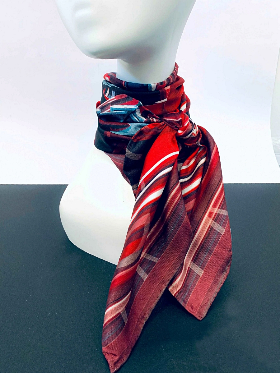 AWARDED COLLECTION｜THE NEW FLOOR SILK SCARF WITH BAMBOO BOX