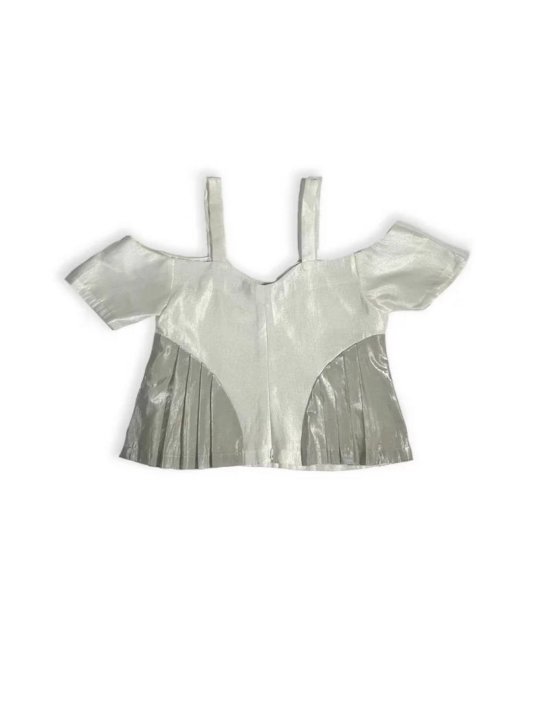 SEW・縫｜ White Satin Pleated Design Top