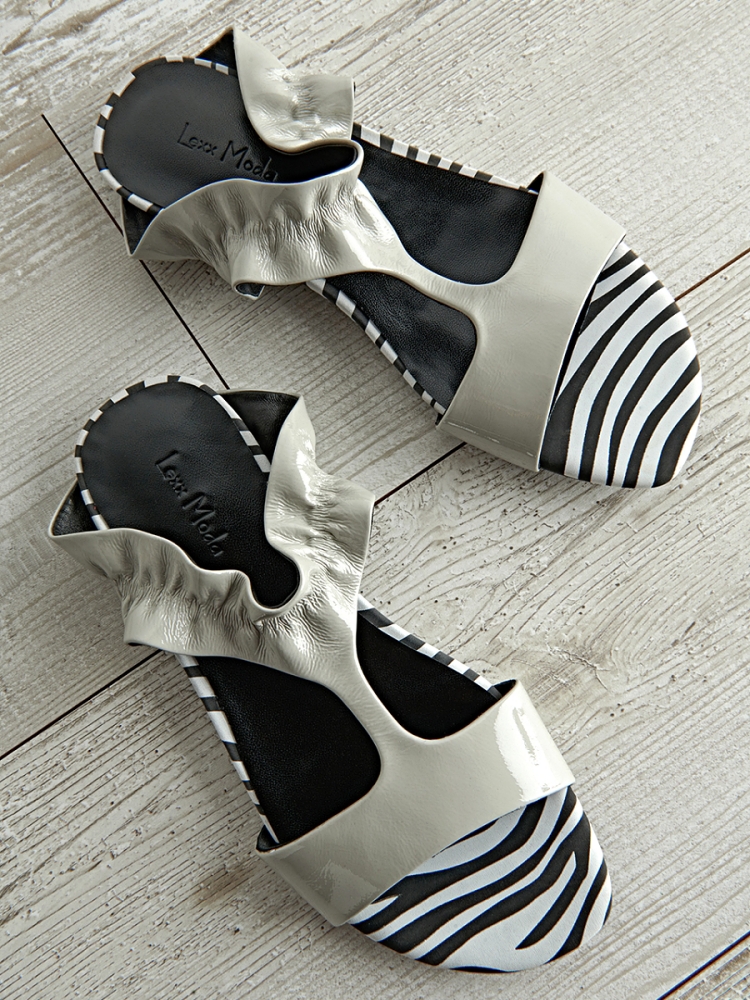 Lexx Moda｜Zebra Lining Sandals