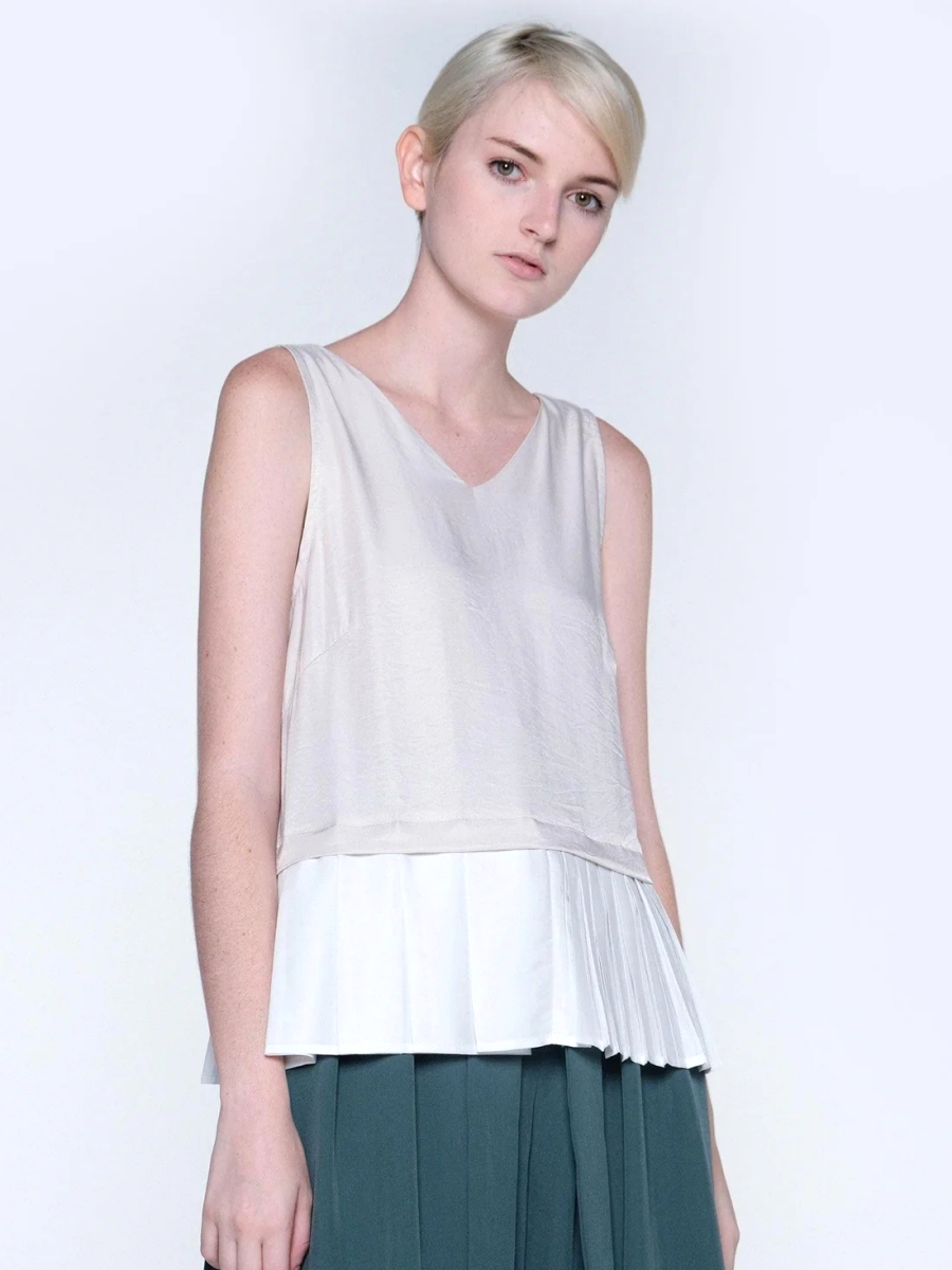 Salient Label｜Axel Dual Colour Pleated Top