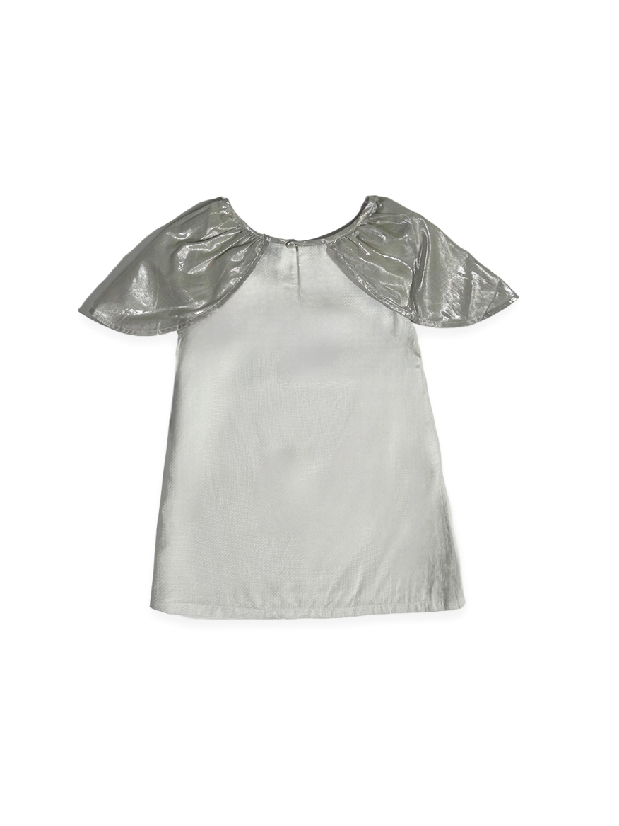 SEW・縫｜ Silver White Bud Shoulder Design Top